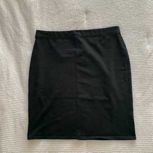 Black Stretchy Pencil Skirt